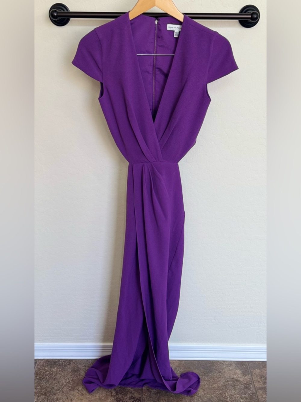 Dress the Population Elijah Plunge Cutout Gown - Violet - Size Small